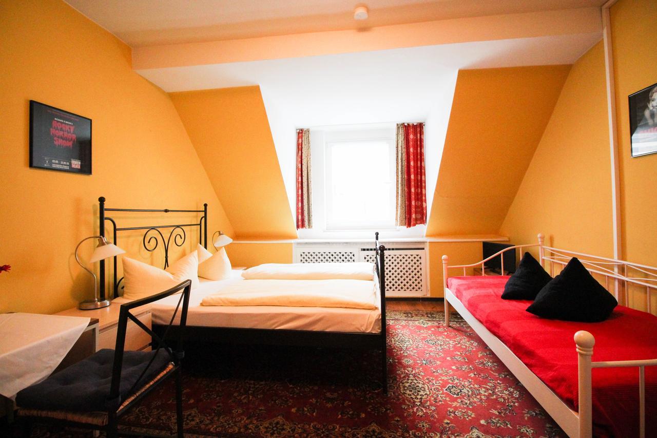 Pension/guesthouse Am Hauptbahnhof Gasthof *