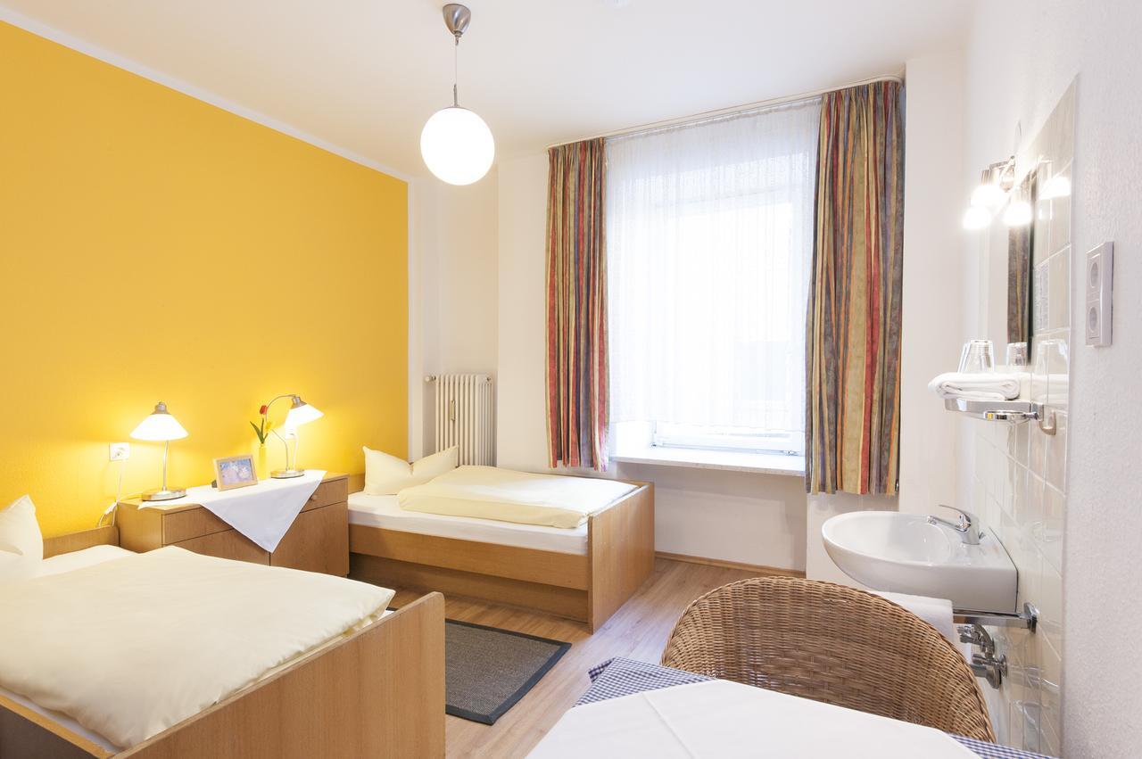 Gasthof Pension/guesthouse Am Hauptbahnhof *