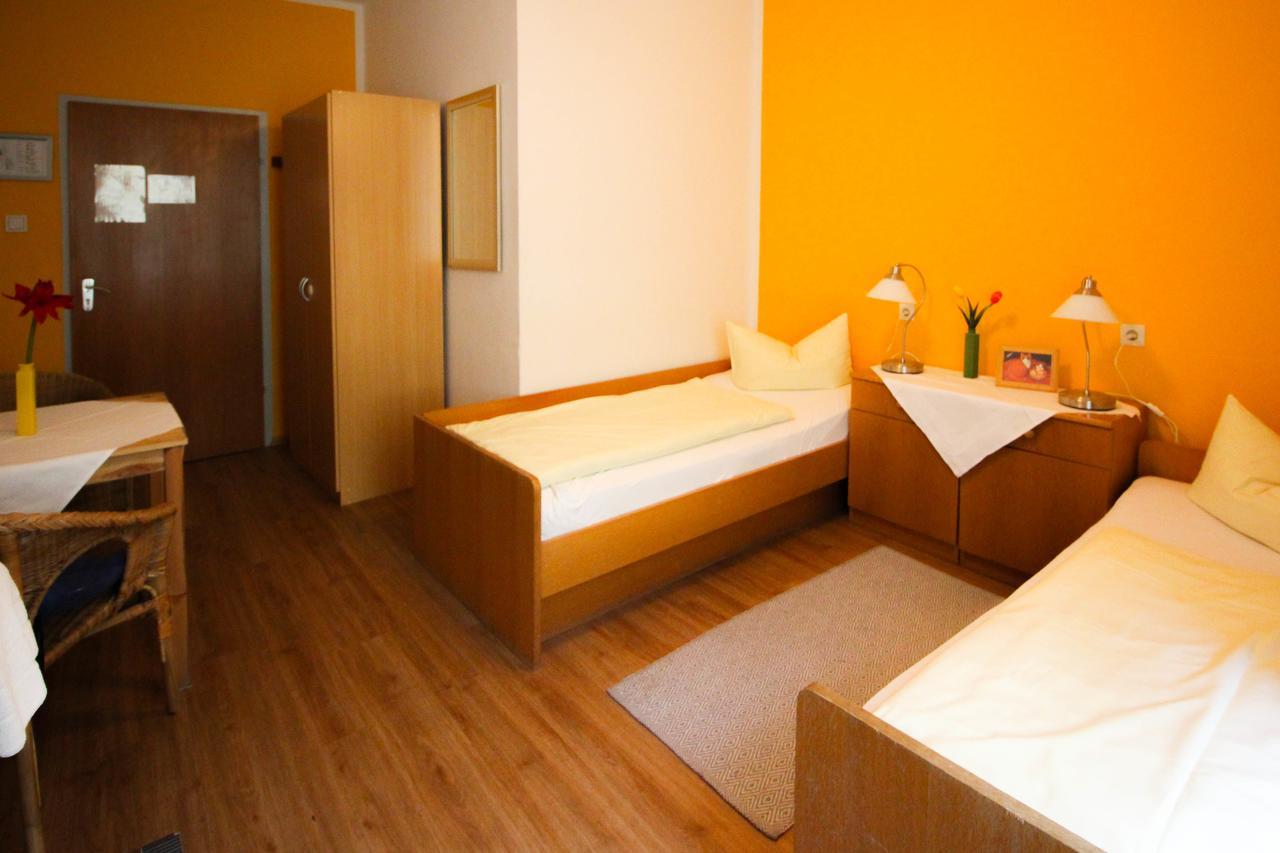 Gasthof Pension/guesthouse Am Hauptbahnhof *