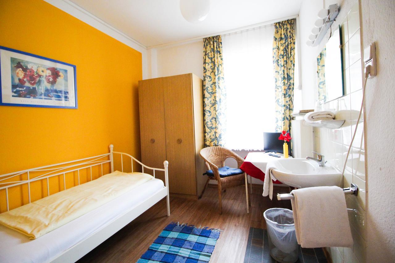 Pension/guesthouse Am Hauptbahnhof *