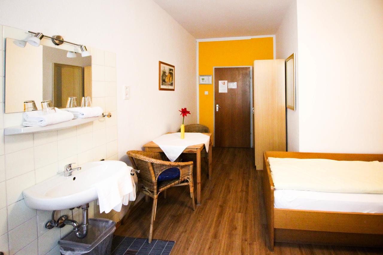 Pension/guesthouse Am Hauptbahnhof *